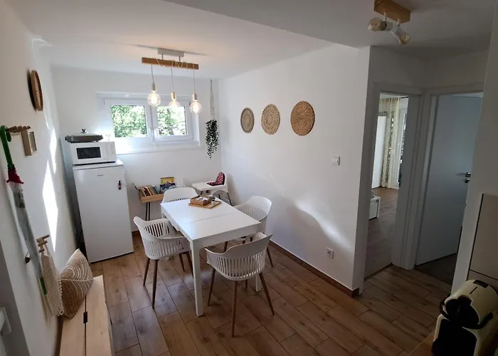 Mendelson Apartamento *